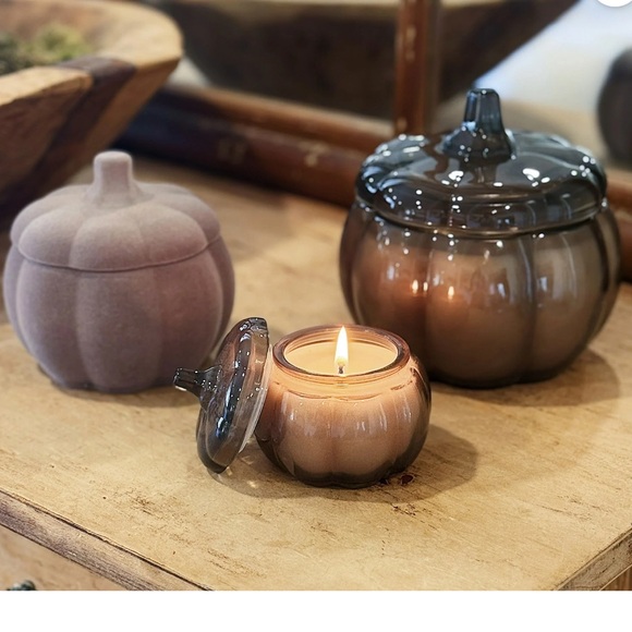 Better Homes & Gardens 3 Wick Jar Candle Pumpkin Snickerdoodle Swirl 30oz - Picture 3 of 9